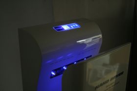 Osoušeč rukou Jet Dryer  STYLE stříbrný ABS plast
