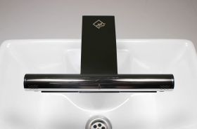 Osoušeč rukou Jet Dryer  AIRTAP  lesklý chrom automatická vodovodní baterie