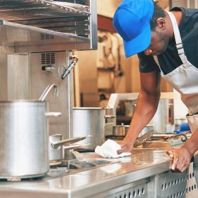 TORK 450150 – Skládaná utěrka 2 v 1 k drhnutí a čistění W8, 8 x 45 ks - Karton