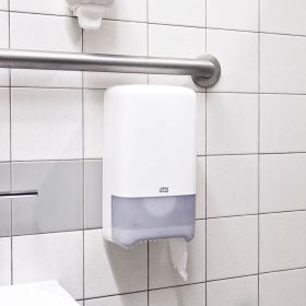 TORK 127530 – Mid–Size bezdutinkový toaletní papír T6, 2vrs., 100 m  - Karton