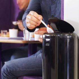 TORK 564008 – Odpadkový koš, černý, 5l