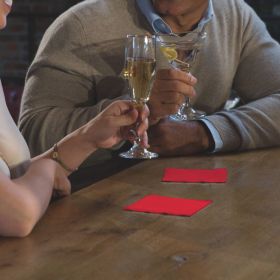 TORK 477826 – Červený ubrousek – koktejlový - Karton